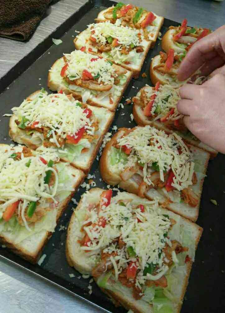 花式土司,放马苏里拉芝士