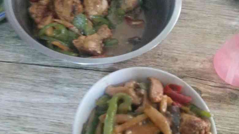 黄焖鸡米饭