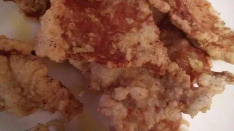 家庭版锅包肉,把炸过的肉片在下肉锅复炸一遍