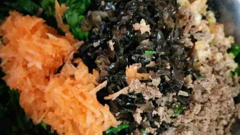 宝宝营养疙瘩汤,食材合照