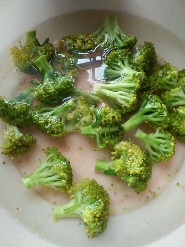 自制鱼丸,用凉水冲一下,能持久青秀