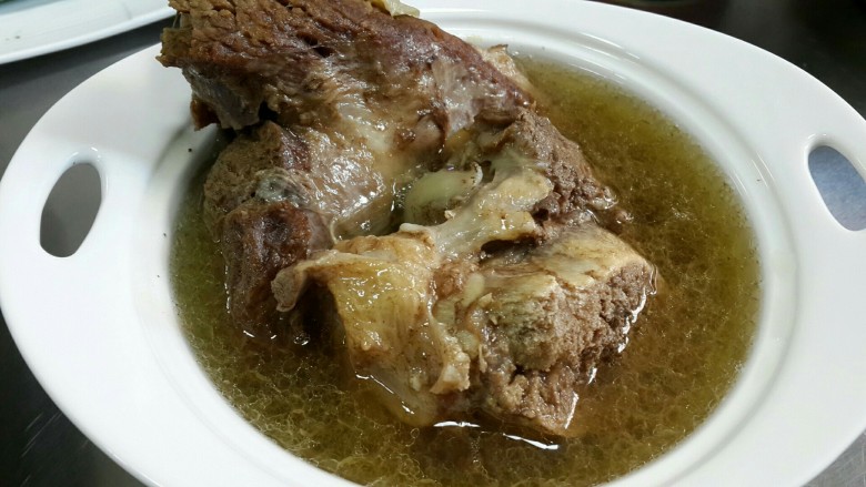 古法酱小驴肉,先来一份,大快朵颐😈