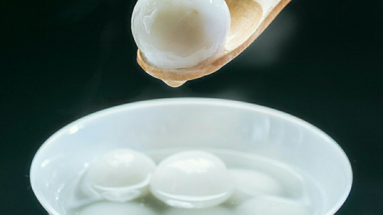 咸汤圆——香菇肉馅版,美味呀!来一个吧!