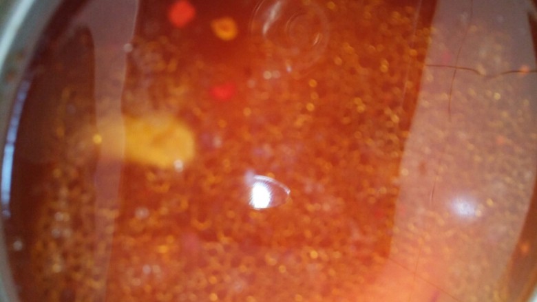 家常毛血旺,这个是我做的酱牛肉的汤,没有可以直接加水加一个浓汤宝也可以。