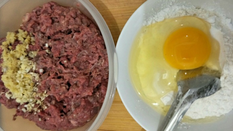 牛肉午餐肉,加鸡蛋面粉