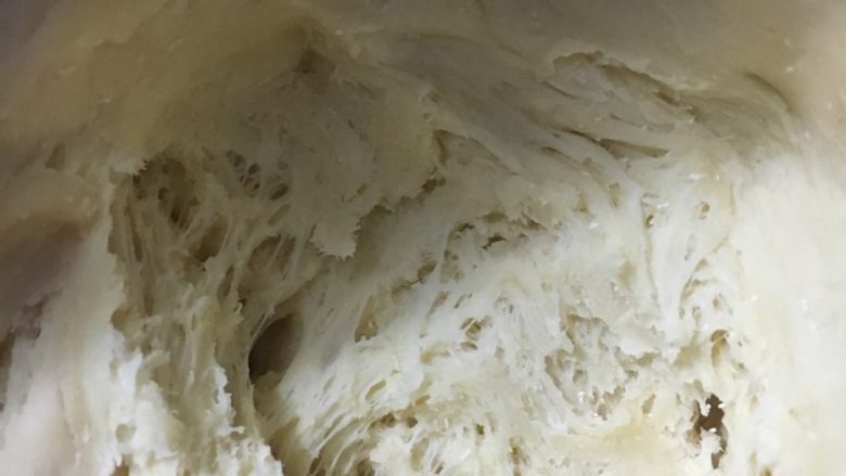 花朵中种面包,面团拉起成丝状并且有酒味,那就是可以了