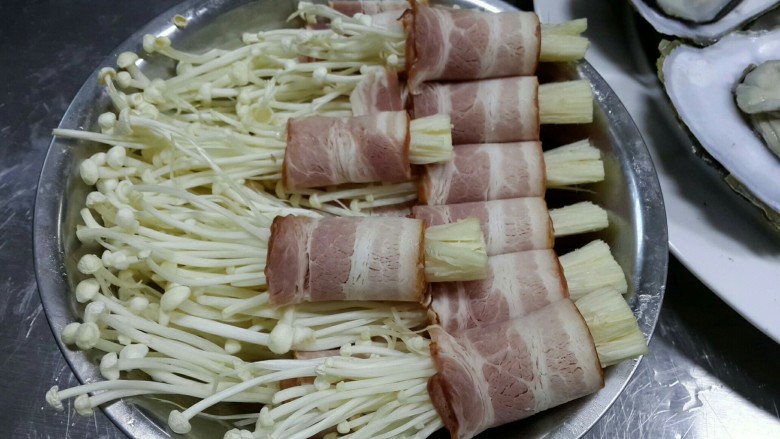 开胃培根卷,如图