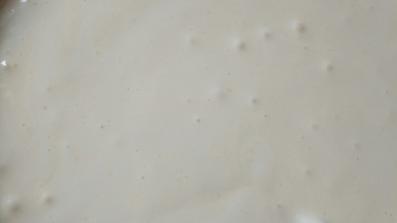 果酱奶油蛋糕卷,搅拌好的蛋糕糊