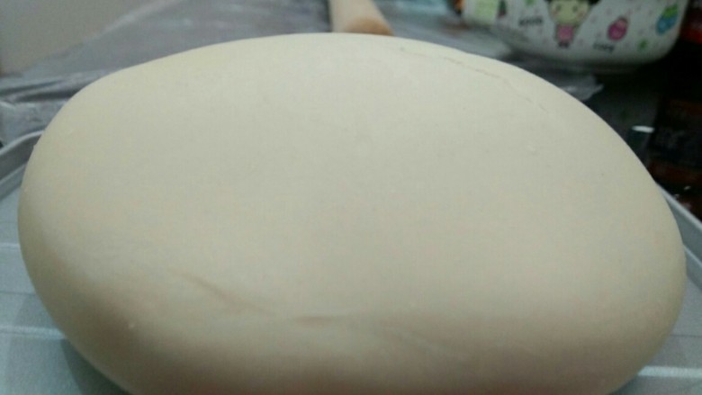 饺子,从烤箱拿出发酵好的面