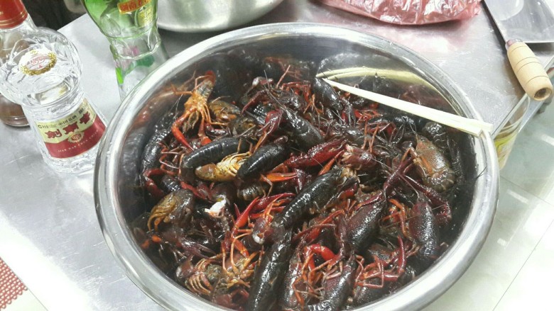 麻辣小龙虾(味甜麻辣),控干水