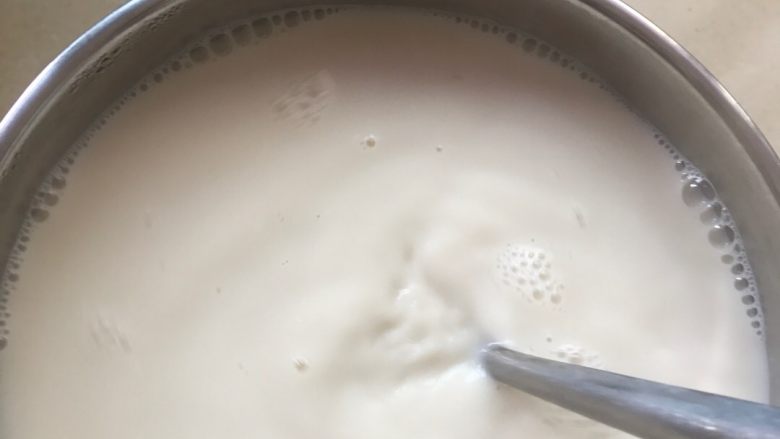 嫩豆腐,煮豆浆,人不要离开,随时都有可能溢出。