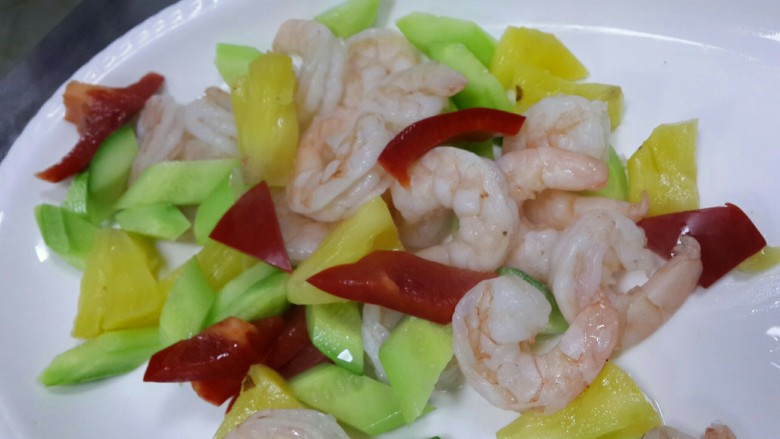菠萝虾仁锅巴,所有配料