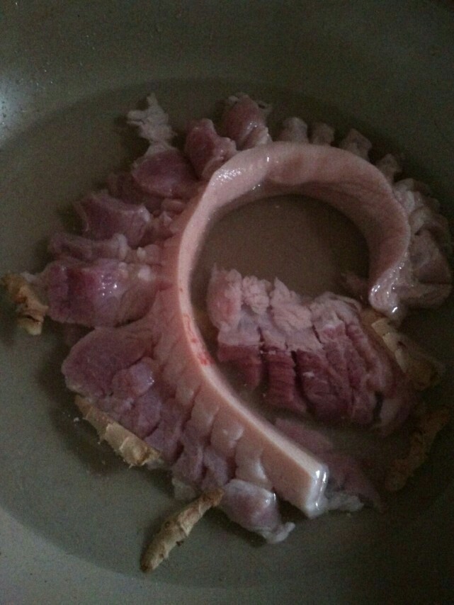 经典如意卷,猪肉煮去血水,