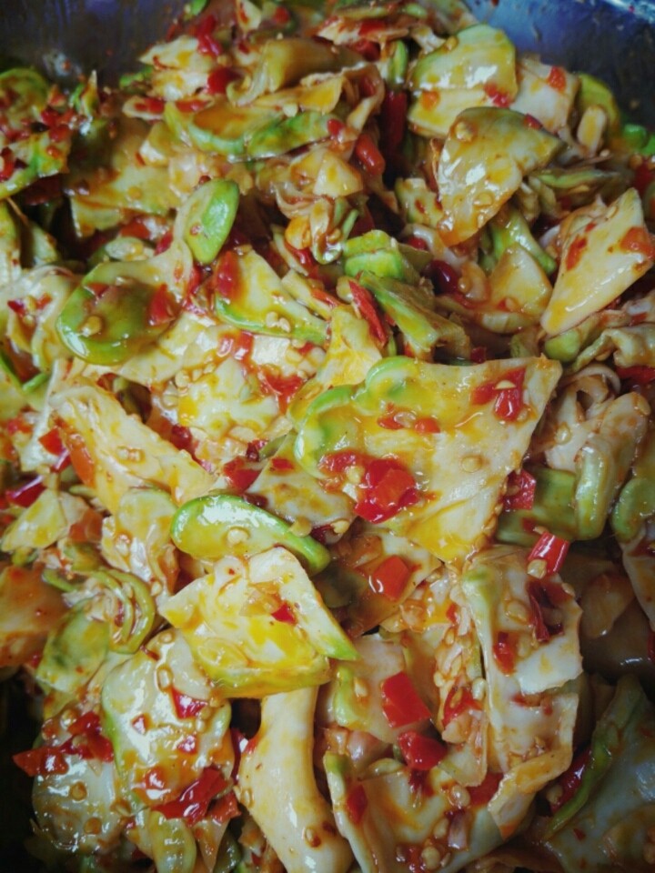 剁椒榨菜头,<a style='color:red;display:inline-block;' href='/shicai/ 119019'>榨菜头</a>