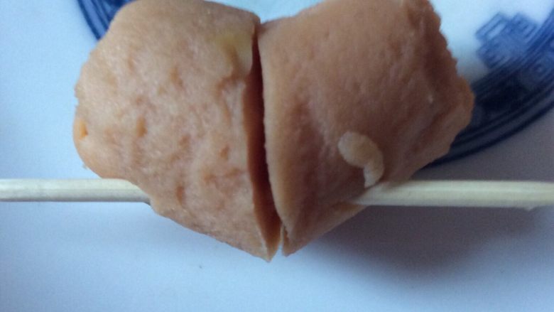 小菜～（爱心火腿肠）,串起来～
