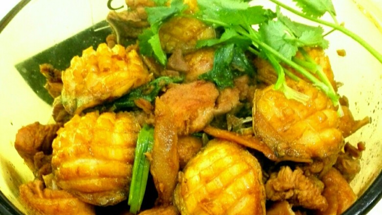 鲍鱼焖鸡