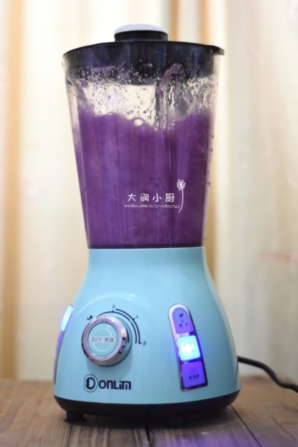 清肺藕梨紫薯露,⑤此机程序是先煮开再搅拌,接着是边煮边搅拌,口感会很细腻。
