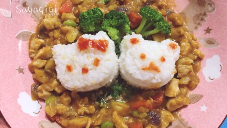 宝宝创意餐--咖喱鸡肉饭,厨房光线不好,来一张光线好的😂
