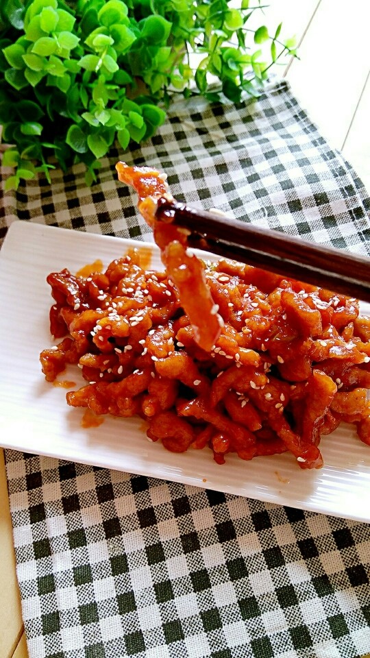 糖醋里脊,配上米饭🍚简直太好吃了