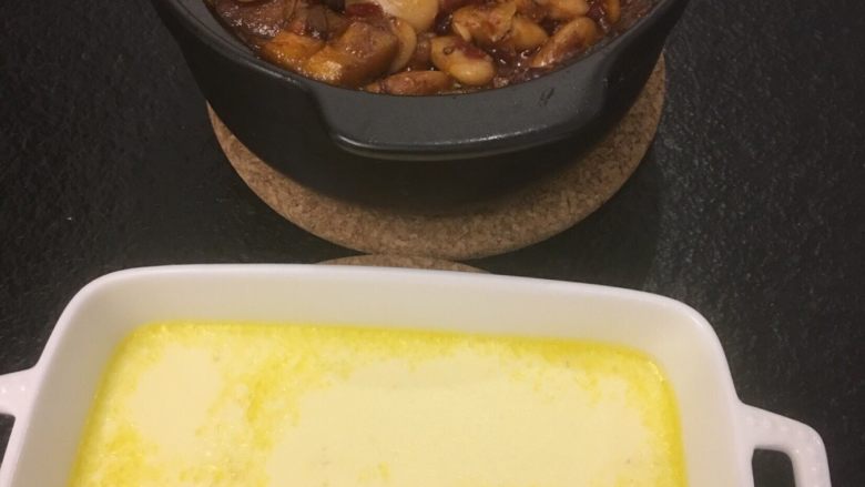 红烧牛肉(大白豆+小芒果版),两个人吃饭,我配了个蒸蛋~~