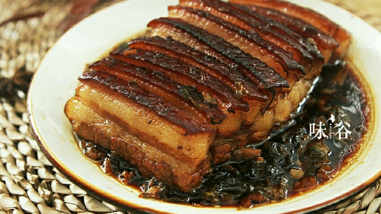 梅菜扣肉,成品图……