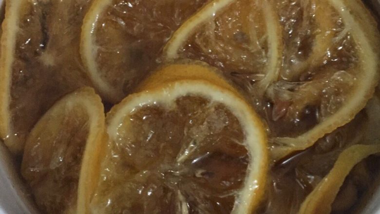 柠檬膏,这是炖了俩个小时的样子