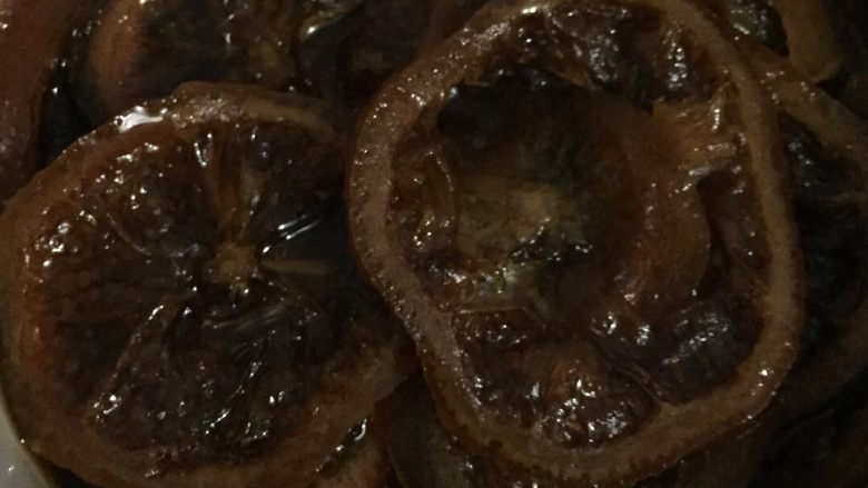 柠檬膏,这是炖了六个小时的样子