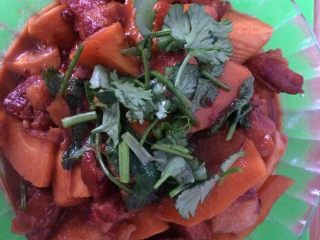 鲜笋炖肉