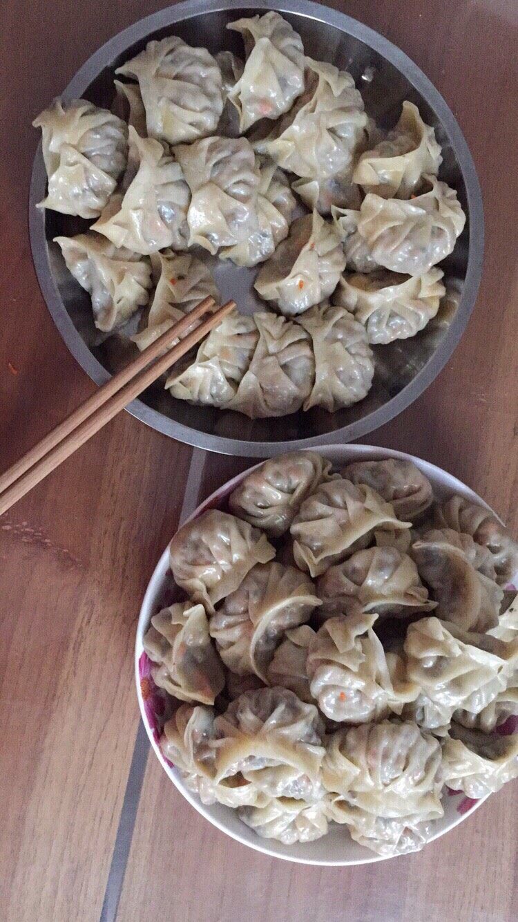 黄干笋木耳胡萝卜猪肉饺子,饺子出炉咯！