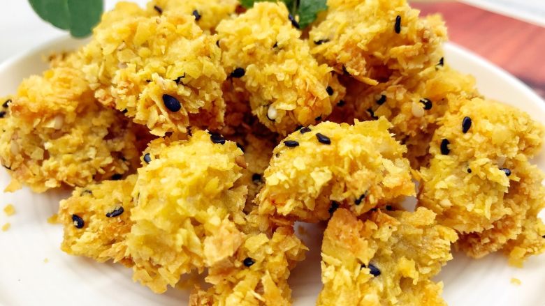 宝宝辅食:宝宝版健康鸡米花-24M+ ,完成,爸爸妈妈千万不要跟着抢,如果感觉控制不住的,就多买一只鸡腿吧,哈哈,外酥里嫩,非油炸健康版