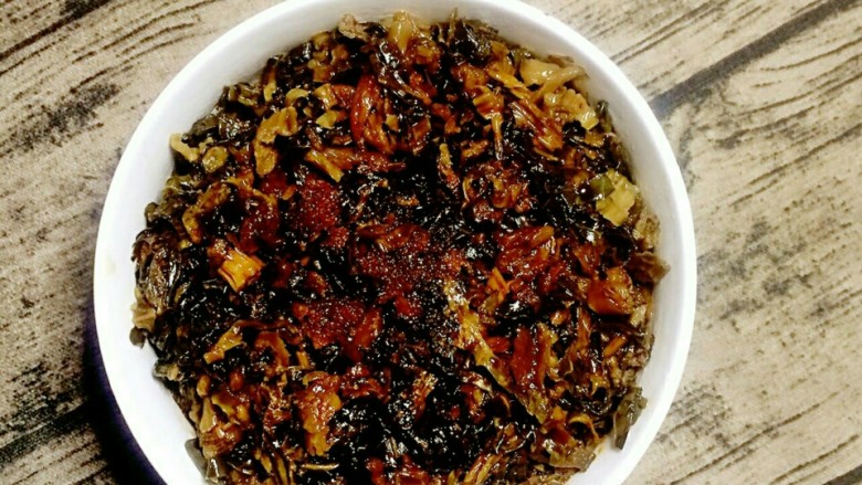 梅菜扣肉,浇好汁水的梅菜扣肉