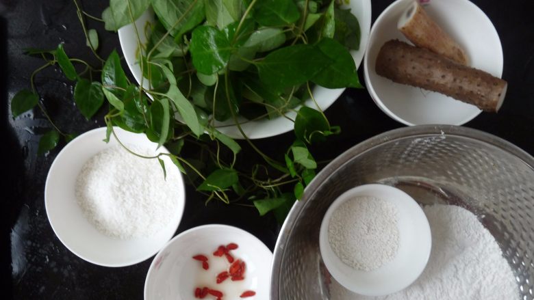 椰蓉山药青团,各材料,山药提前蒸熟