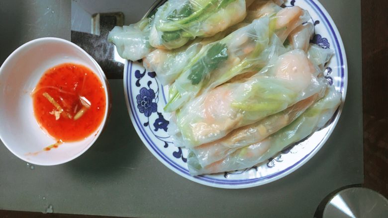 越南春卷,继续翻滚就可以吃了!!!!