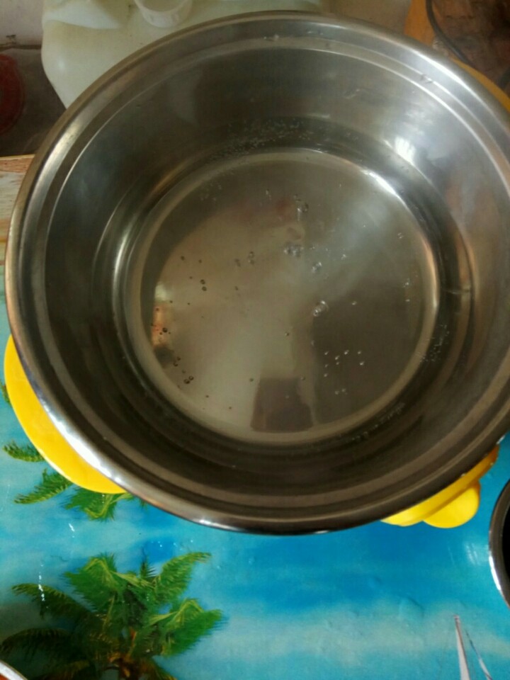 豆腐肉丸清汤,水开始滚了