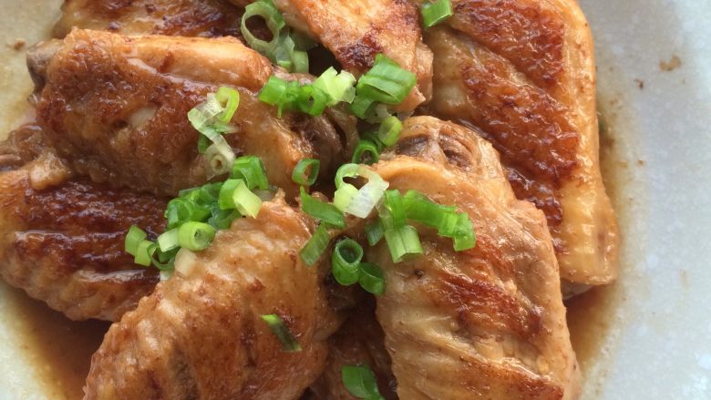 红烧可乐鸡翅,装碟