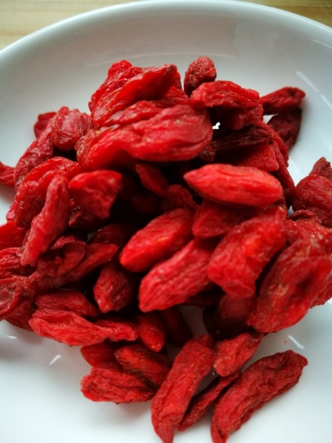 红糖姜枣膏,准备食材-<a style='color:red;display:inline-block;' href='/shicai/ 673'>枸杞</a>