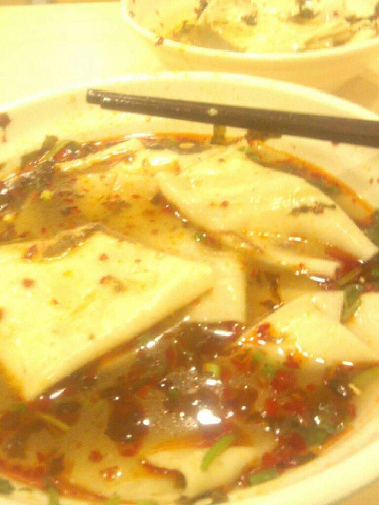 东念敏（面）