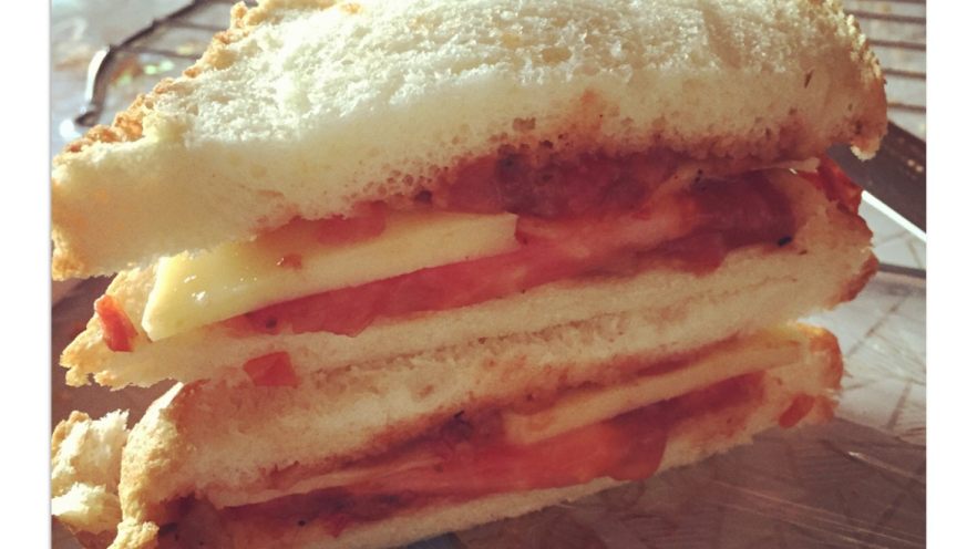 吐司的三明治吃法