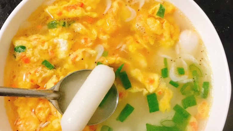 葱花蛋散夹心年糕,色，香，味，行俱全不