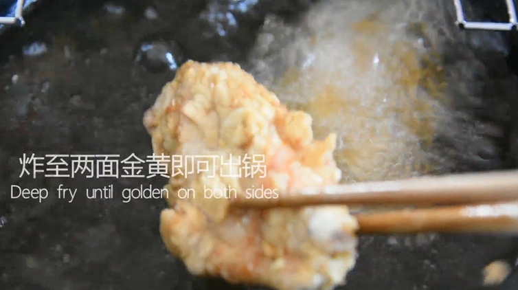 有秘方!又香又脆的香辣脆皮鸡翅,炸至两面金黄即可出锅
