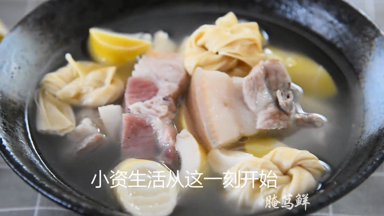 魔都最火“腌笃鲜”,真真让人鲜掉眉毛,喝完这碗汤把春日的记忆留在肚子里~ !