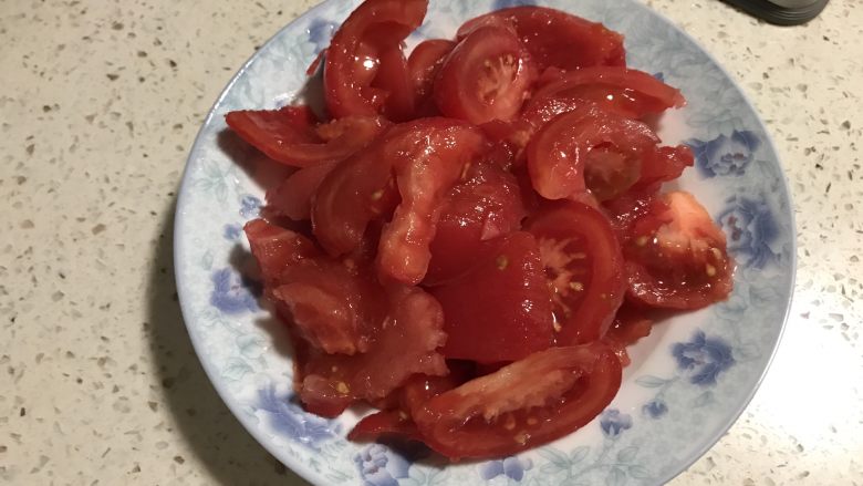 豆角土豆焖面,<a style='color:red;display:inline-block;' href='/shicai/ 3551'>西红柿</a>切块