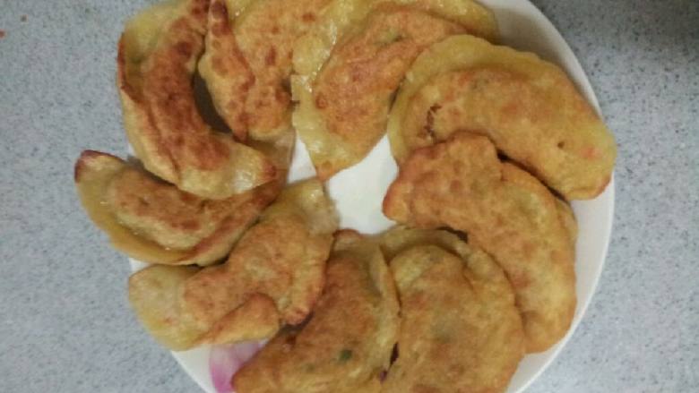 玉米面三鲜煎饺