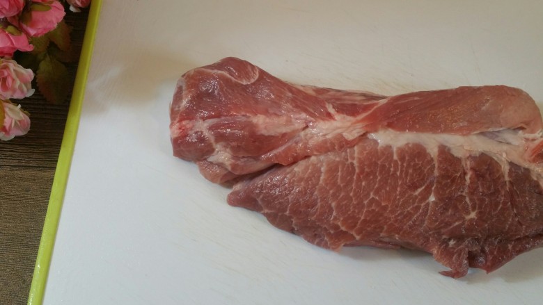 糖醋肉,梅花肉切块