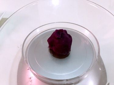 紫薯草莓雪球,分成30克,每个。