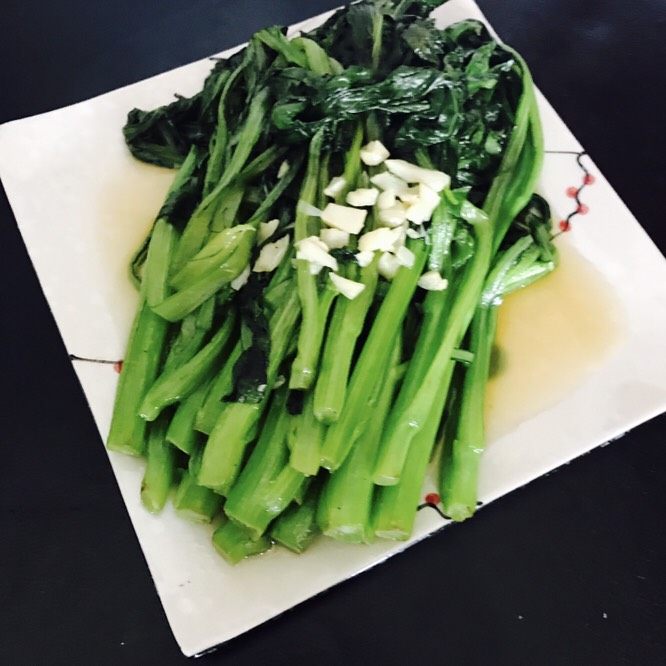 白灼菜心