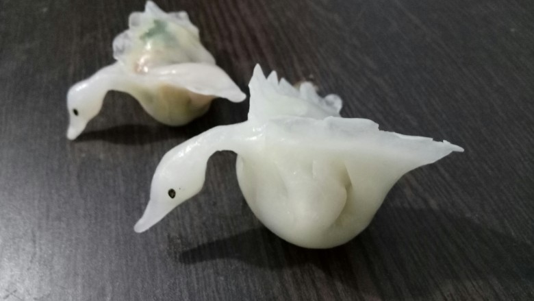 天鹅虾饺,蒸熟了,可以吃了