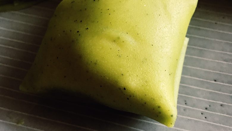 抹茶榴莲班戟vs红茶芝士奶盖