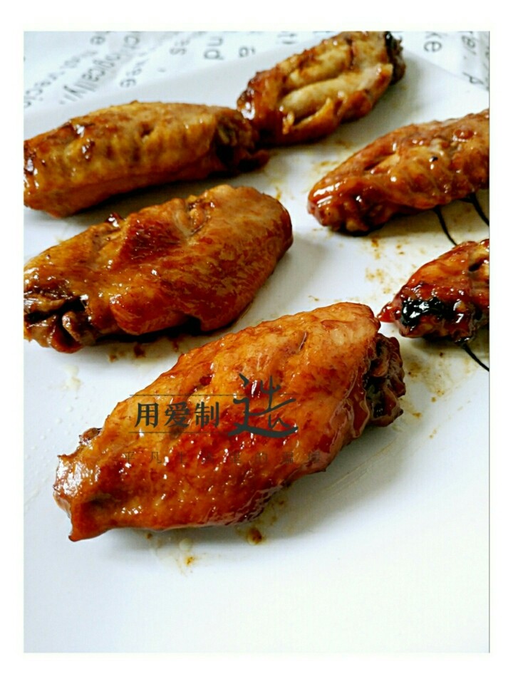 蜜汁鸡翅,出来的鸡翅，外酥里嫩，真的超级好吃