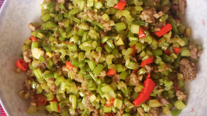 芹菜肉末